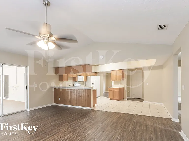 4411 Blantyre Pl — Photo 3