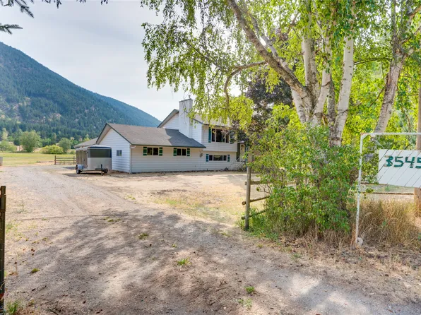 3545 Shaw Rd, Columbia Shuswap, BC V0E 1W1