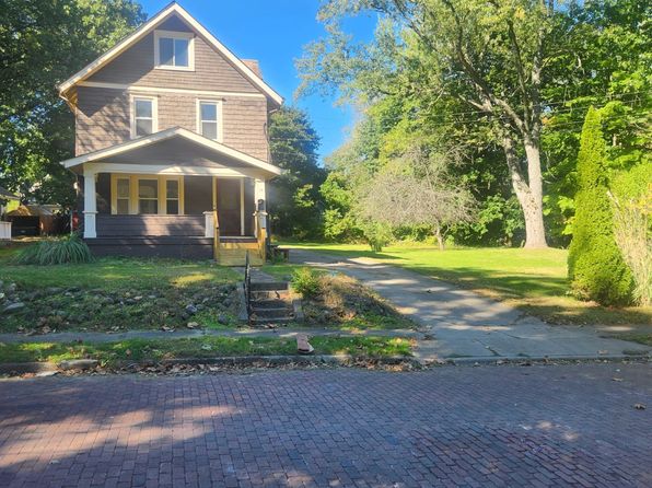 202 Jewett St