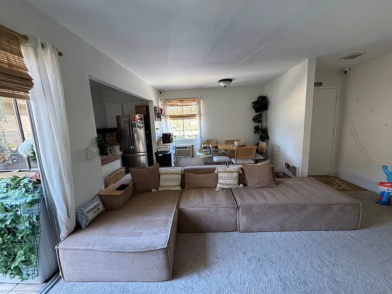 7946 Mission Center Ct — Photo 8