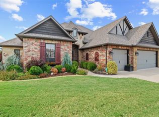 2141 Redbud Creek Ave, Yukon, OK 73099