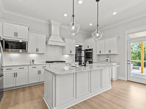 4th image of 5068 Terravista Ln