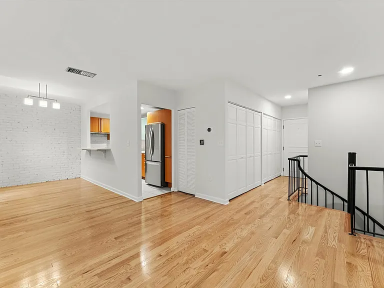 103 Gainsborough St #102 — Photo 11