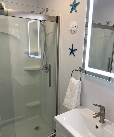 410 N Shore Dr #410 — Photo 9