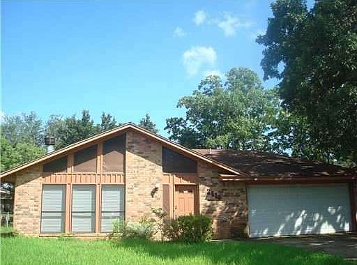 1st image of 2515 Hardwood Dr