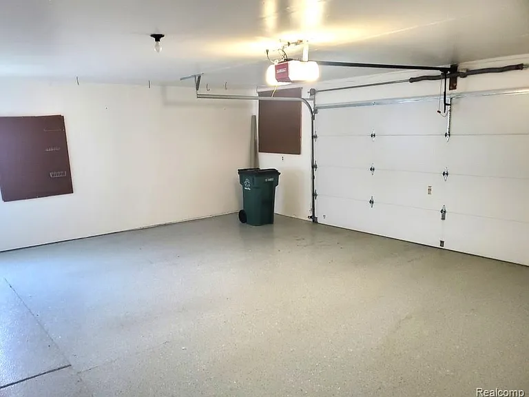 5057 Prentis Dr — Photo 28