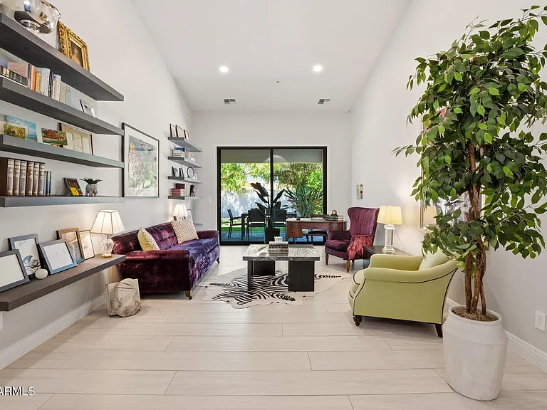9458 E Desert Cove Ave — Photo 14