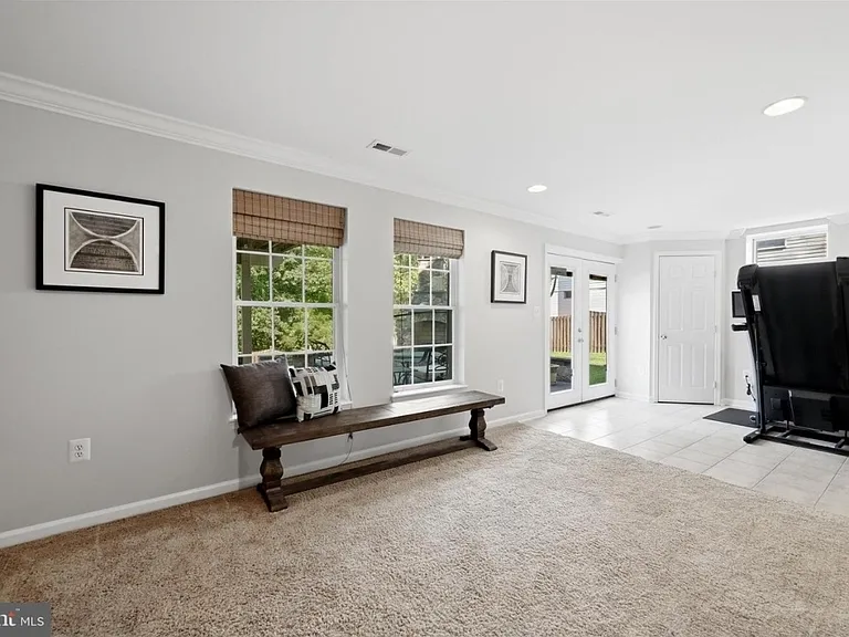 22806 Oatlands Grove Pl — Photo 35
