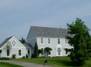 6263 Blue Heron Ct, Ann Arbor, MI 48108