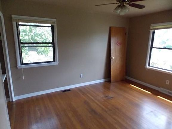 5th image of 765 Sandpiper Ct