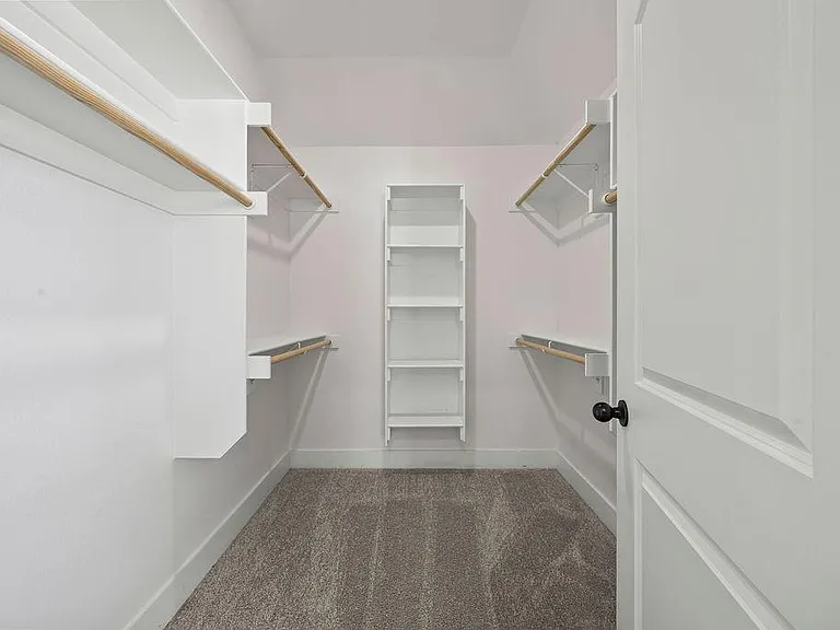 1052 Hampton St — Photo 18