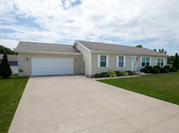 1169 E Portside Dr, Warsaw, IN 46582