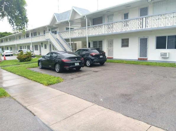 101 NW 204th St APT 5, Miami Gardens, FL 33169