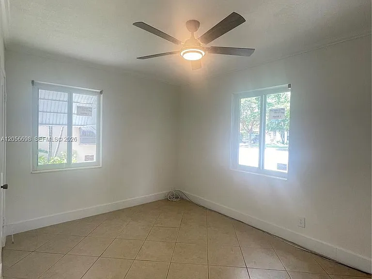 1420 NE 1st Ave — Photo 31