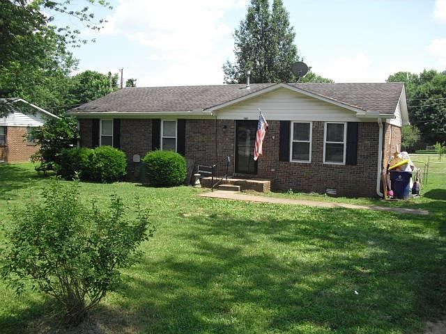 1st image of 909 Mimosa Ln