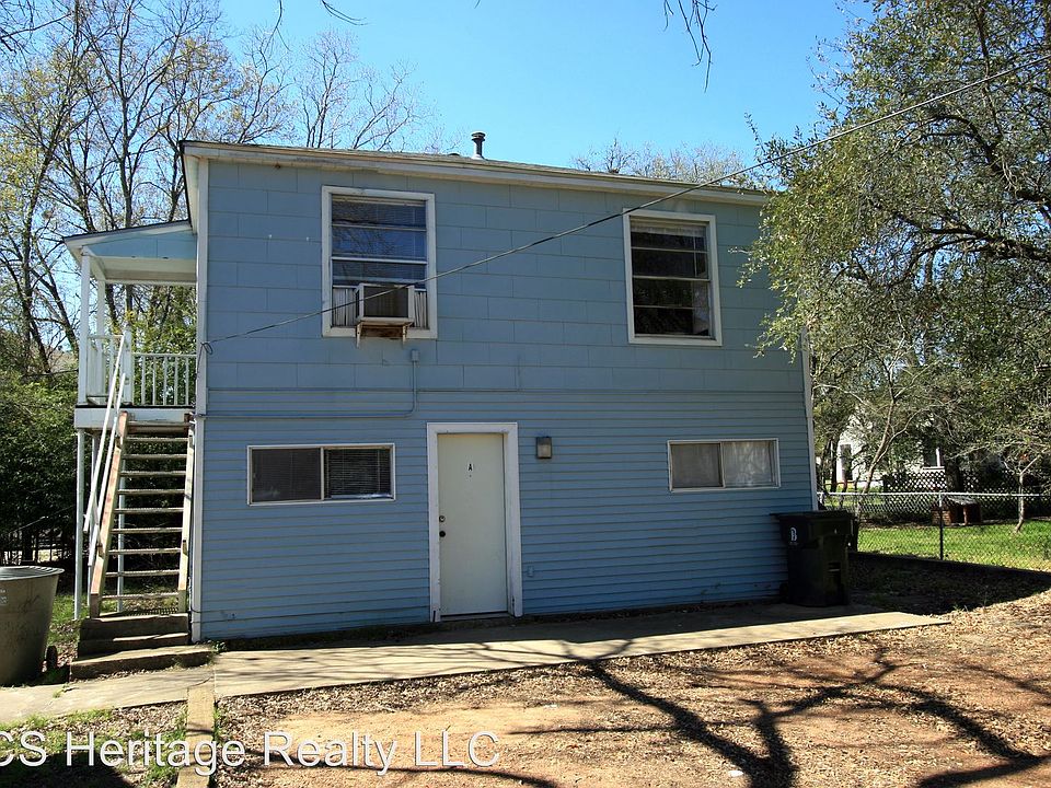1st image of 1415A Park St
