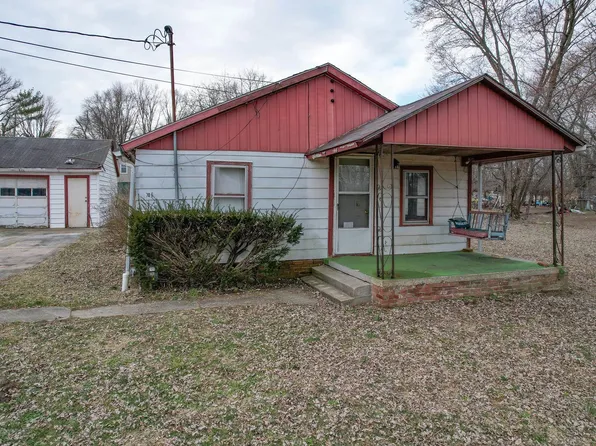 706 W Chestnut St, Francisco, IN 47649
