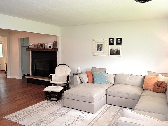 4th image of 5641 Leesburg Rd