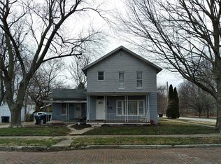 824 E Monroe St, Bloomington, IL 61701
