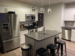 104 Nottingham Ln, Chapel Hill, NC 27517