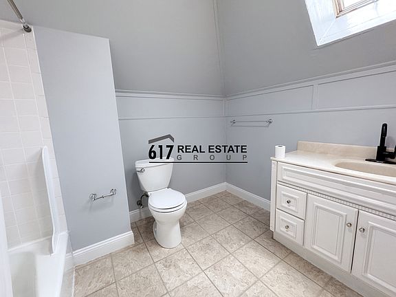 5th image of 26 Royal St #_004