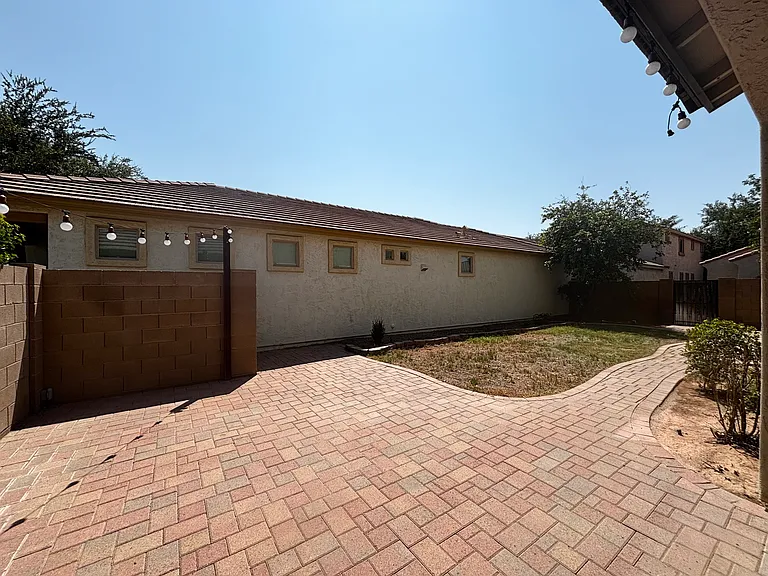 3279 E Jasper Dr — Photo 33