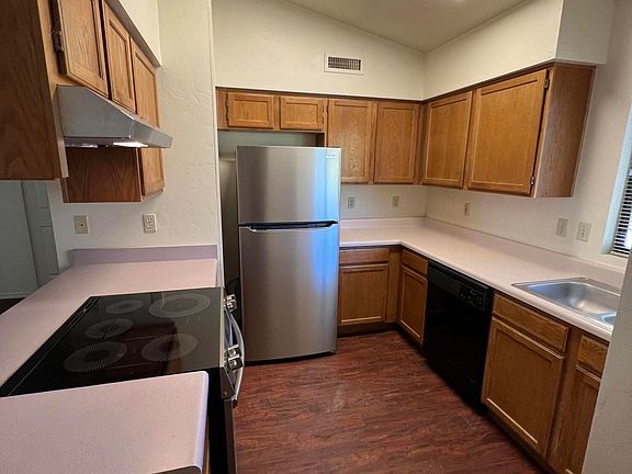 2nd image of 333 W Aubrey St APT A3