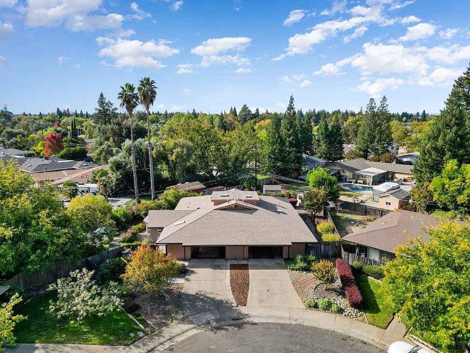 1st image of 1605-1603 Safari Ct