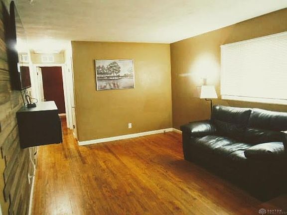 2nd image of 5023 Pensacola Blvd
