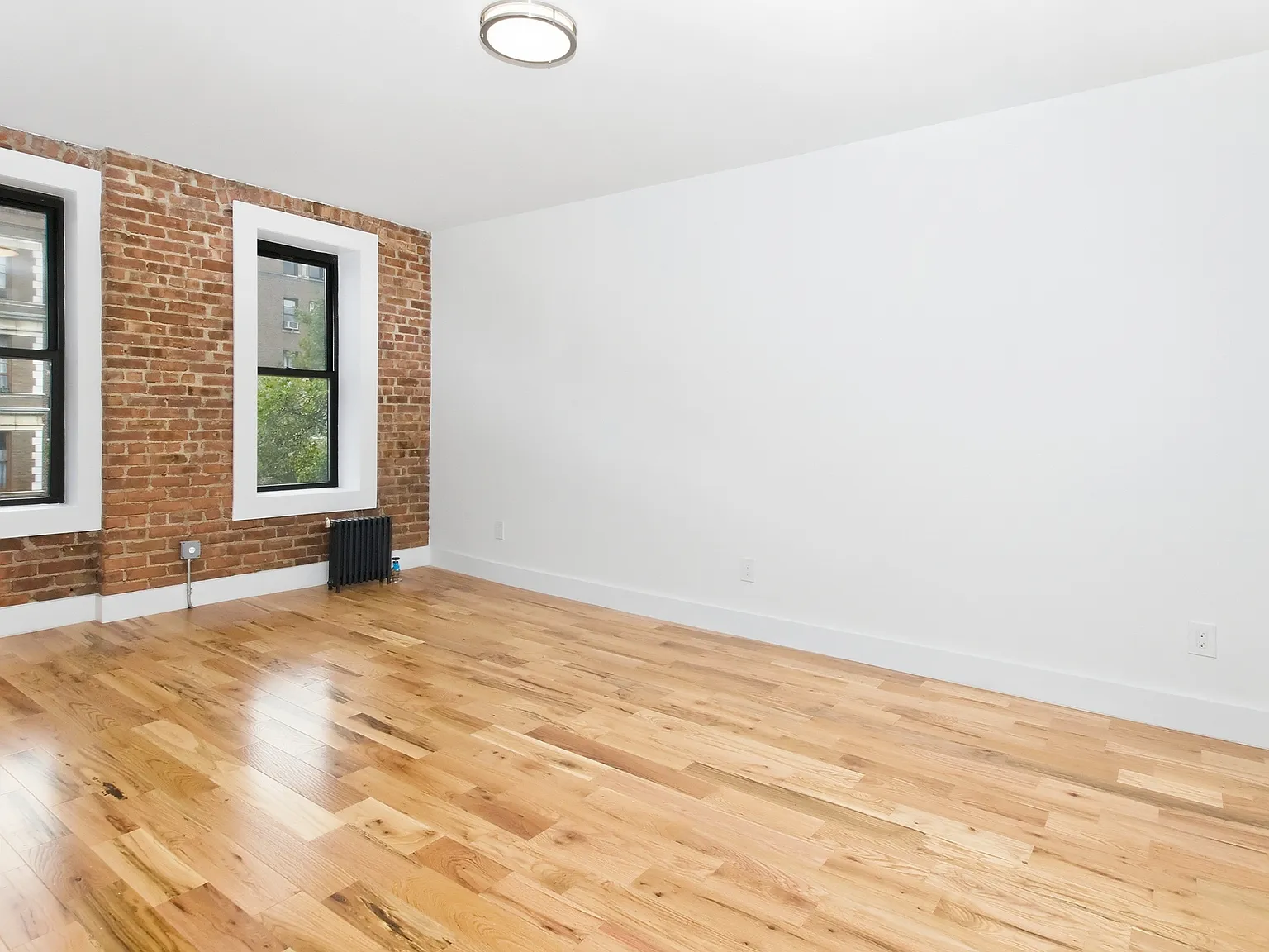 400 Clinton Avenue — Photo 2