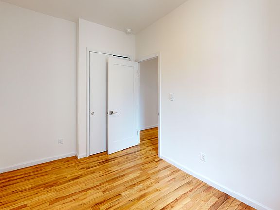 4th image of 419 E 73rd St APT 5G