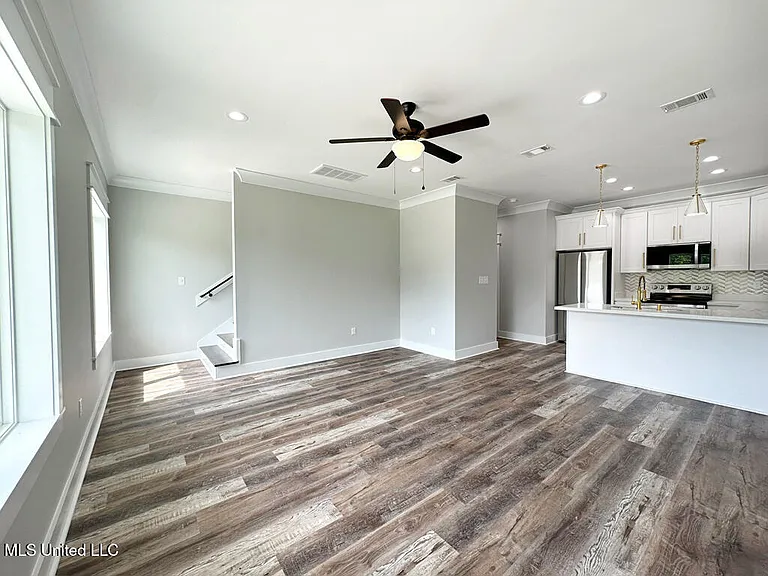 10152 Seymour Ave #A — Photo 23
