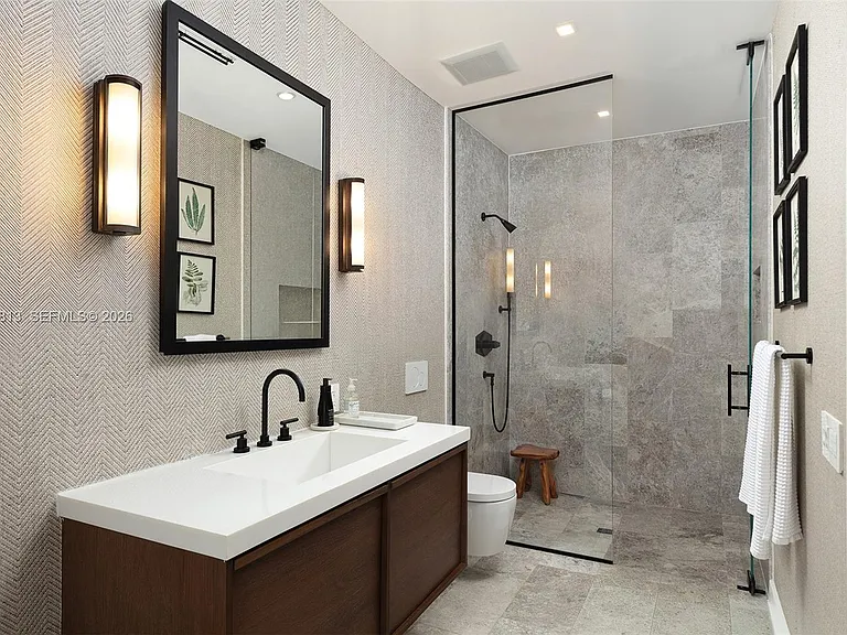 5401 Pine Tree Dr #5401 — Photo 26