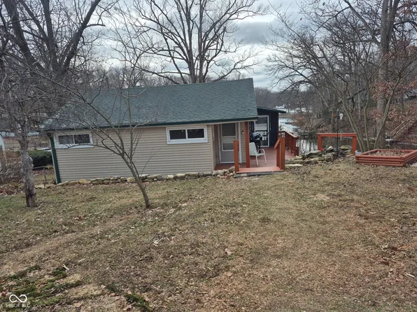 8001 S Dyson Dr, Nineveh, IN 46164