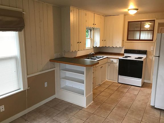 Kitchen/living