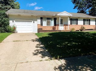 3128 Tecumseh River Rd, Lansing, MI 48906