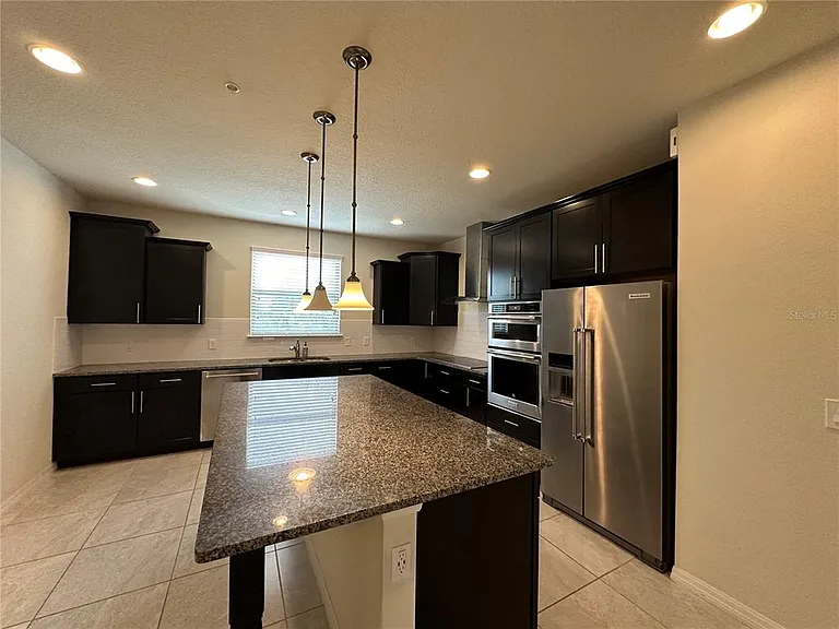 527 Piazza Point — Photo 6