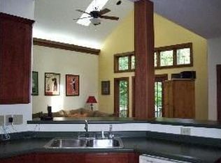 6063 Nehrt Rd, Bloomington, IN 47408