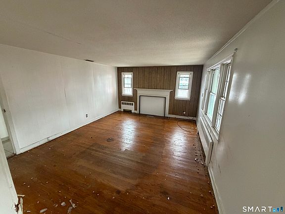 2nd image of 18 Lincoln Street