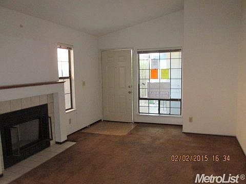 2nd image of 3425 Briar Ln