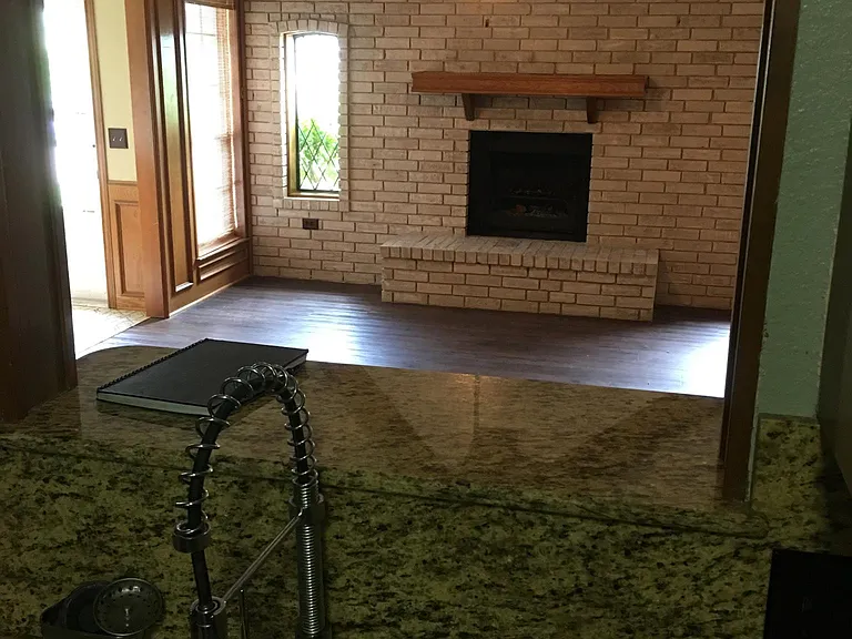 503 Cedar Elm Ln — Photo 2