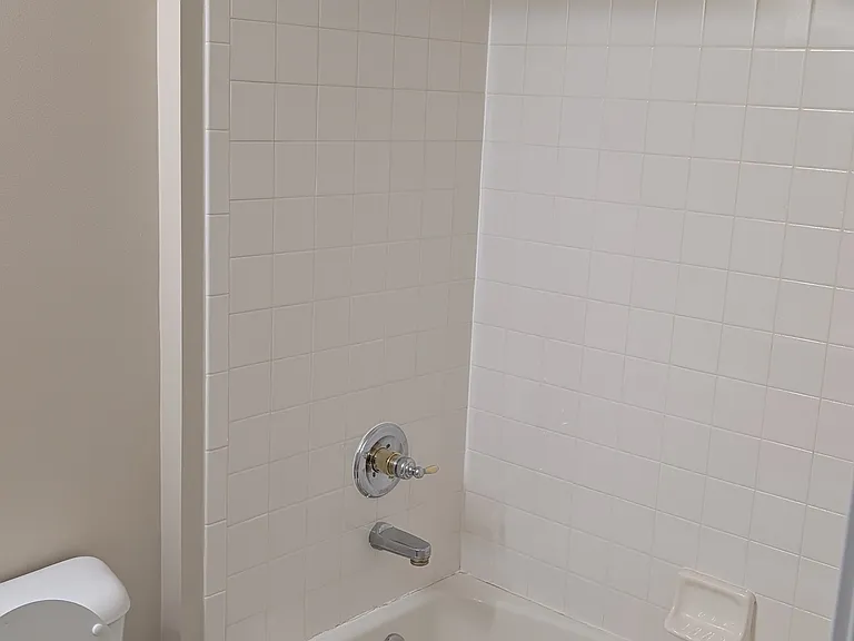 5835 Southwater Dr — Photo 13