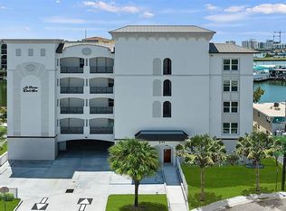 211 Dolphin Point #402, Clearwater, FL 33767