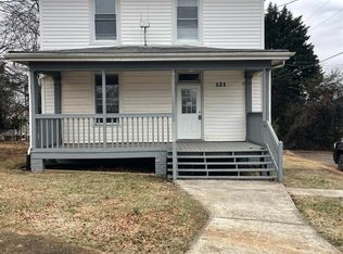 121 Thomas Rd, Lynchburg, VA 24501
