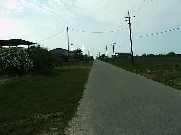 4th image of 1136 N Tinkle Ln