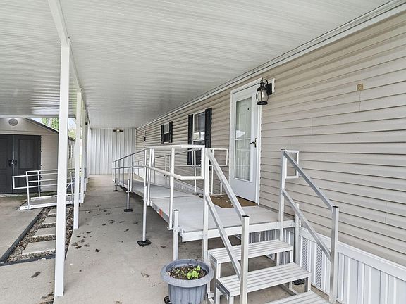 4th image of 5449 Bonanza Ln