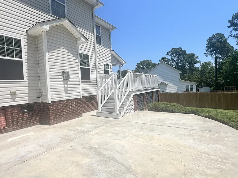 116 Grover Pl — Photo 48