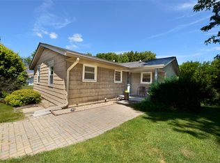 14 Bona Terra Dr, Ottawa, IL 61350
