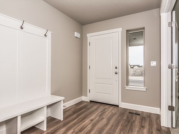 Photos of similar product. Not actual home.