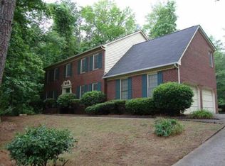 320 Brandon Mill Cir, Fayetteville, GA 30214